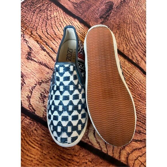 Kim & Zozi Hippie Bling Aztec Slip On Sneaker Women's Size‎ 8 Blue Tribal. - Picture 2 of 8